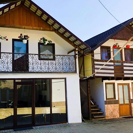 Casa Paul Hotell Vişeu de Sus Exteriör bild