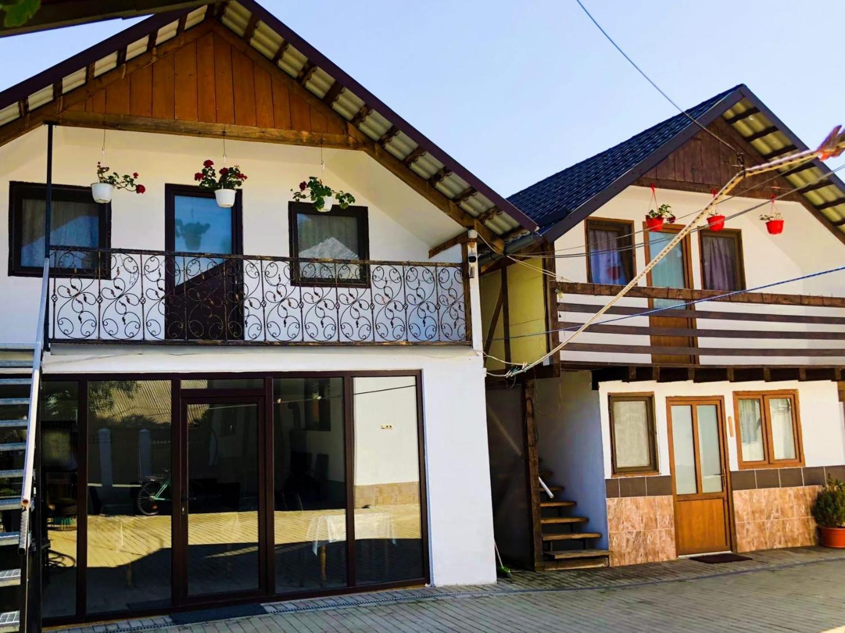 Casa Paul Hotell Vişeu de Sus Exteriör bild